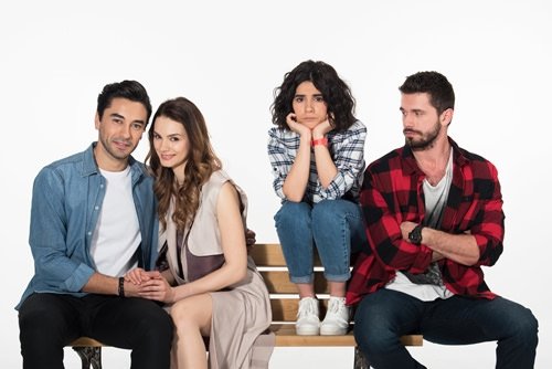 Αποτέλεσμα εικόνας για seviyor sevmiyor